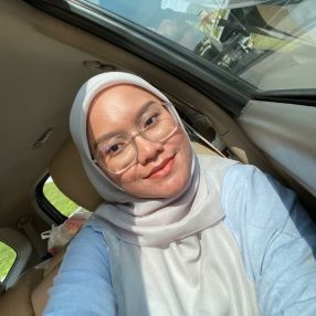 Fatin, Babysitter in Sitiawan