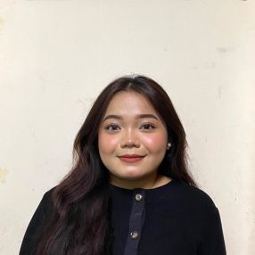 Ashley, Babysitter in Siburan