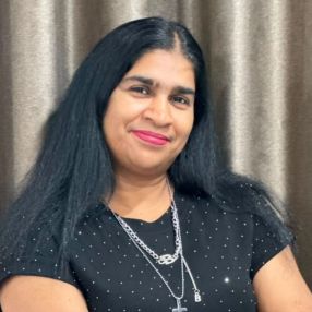 Shekinah, Pengasuh di Labu