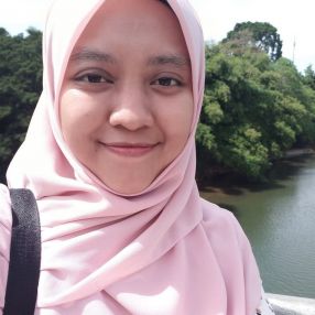 Lyana, Keluarga di Seri Kembangan