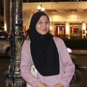 Ain, Babysitter in Bandar Baru Bangi