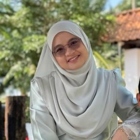 Syaza, Pengasuh di Johor Bahru