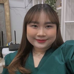 Batrisyah, Pengasuh di Kulai