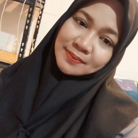 Liza, Pengasuh di Nilai