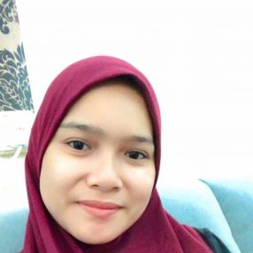 Naja, Pengasuh di Banting