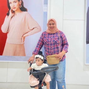 Nurul Sabrina, Babysitter in Bukit Kayu Hitam