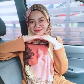 Aisyamunira, Babysitter in Batu Pahat