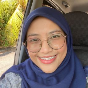 Engku, Pengasuh di Parit Raja
