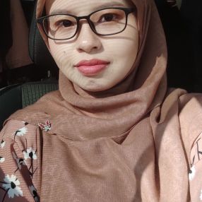Nur Mazniza, Pengasuh di Batu Gajah