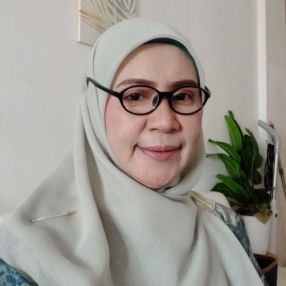 Azuaida, Babysitter in Permaisuri