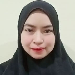 Siti, Babysitter in Sepang