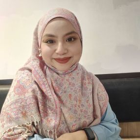 UMMI FATEHAH, Babysitter in Lumut