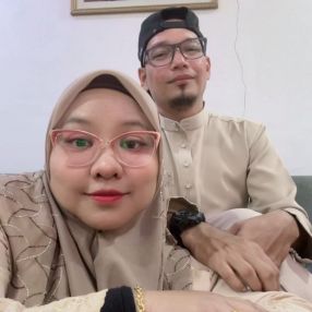 Syakila, Pengasuh di Kerteh