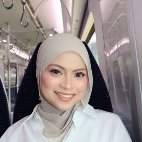 NUR ALESSHA ADRIANA, Babysitter in Slim River