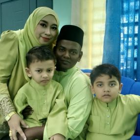 NUR HAFISZA, Keluarga di Melaka