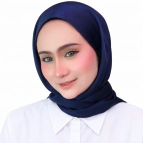 Linda, Pengasuh di Perai