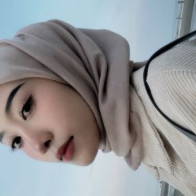 Iman, Babysitter in Sepang