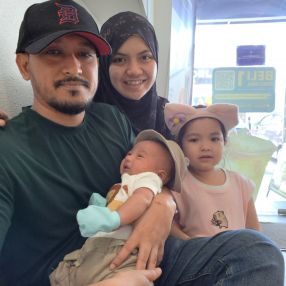 Farahatun Najihah, Keluarga di Seri Kembangan
