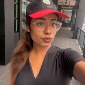 Geetha, Pengasuh di Kajang