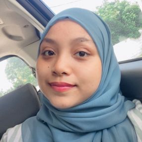 Nur qurratu, Babysitter in Teluk Intan