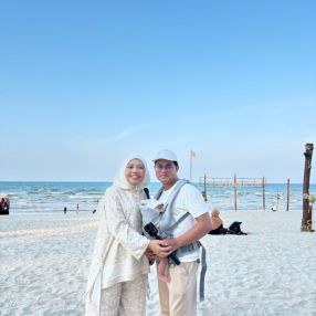 Nur, Keluarga di Kota Bharu
