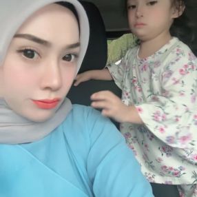 Intan, Family in Mentakab