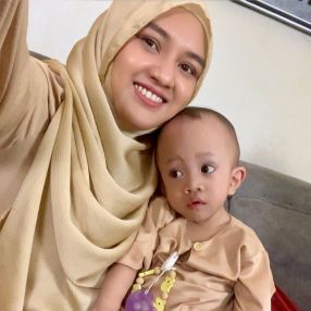 Nadia, Keluarga di Batu Pahat