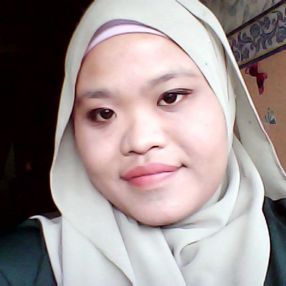 Adeliena, Babysitter in Kepala Batas