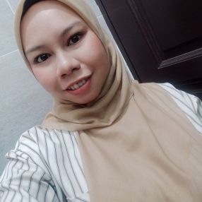 Nur, Babysitter in Kuala Kedah
