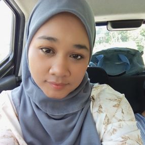 Nur, Babysitter in Kamunting