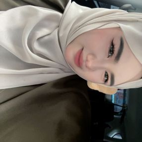 Fatin alianey, Pengasuh di Kangar