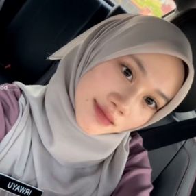 Farisha, Pengasuh di Penaga