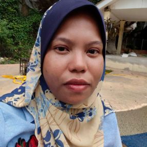 Nor, Babysitter in Tanah Merah