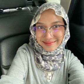 Allya, Pengasuh di Bukit Mertajam