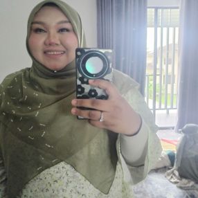 Uzmira nazieha, Babysitter in Kuala Kangsar