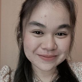 Novella Neon, Pengasuh di Sibu