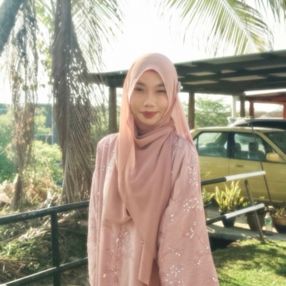 Sophea, Pengasuh di Kajang