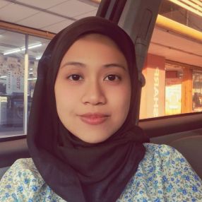 Z, Pengasuh di Banting