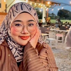 Ain, Babysitter in Alor Gajah