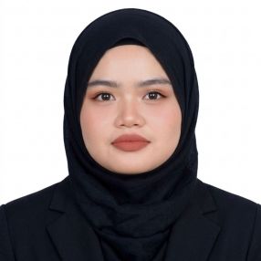 Akma, Pengasuh di Kota Samarahan