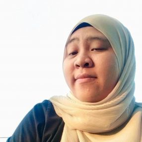 Nur Balqis, Babysitter in Simpang Ampat