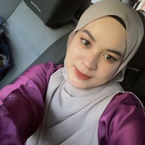 Afifah, Pengasuh di Wakaf Bharu