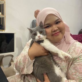 Juma, Pengasuh di Parit Sulong