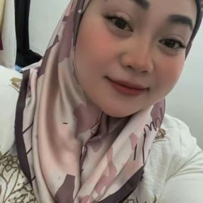 NUR, Pengasuh di Ulu Tiram