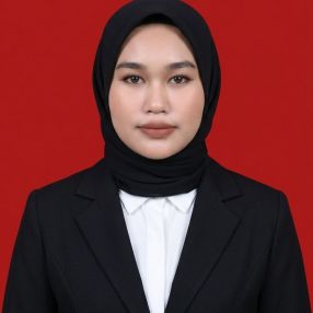 Aisya, Pengasuh di Jelutong
