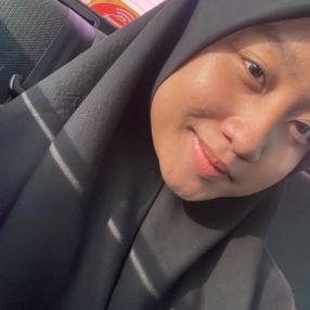 Nasrin, Babysitter in Karak