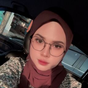 Adilla, Babysitter in Kuantan