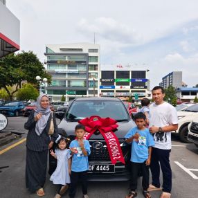 Muzakkir, Family in Kuching