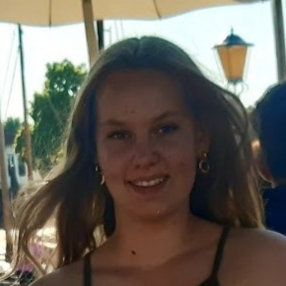 Ruth, Oppas in Ijsselmuiden