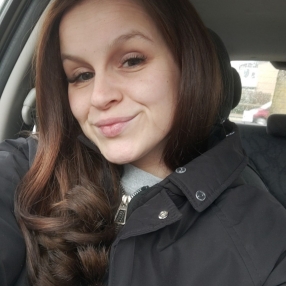 Lisa, Babysitter in Hoensbroek